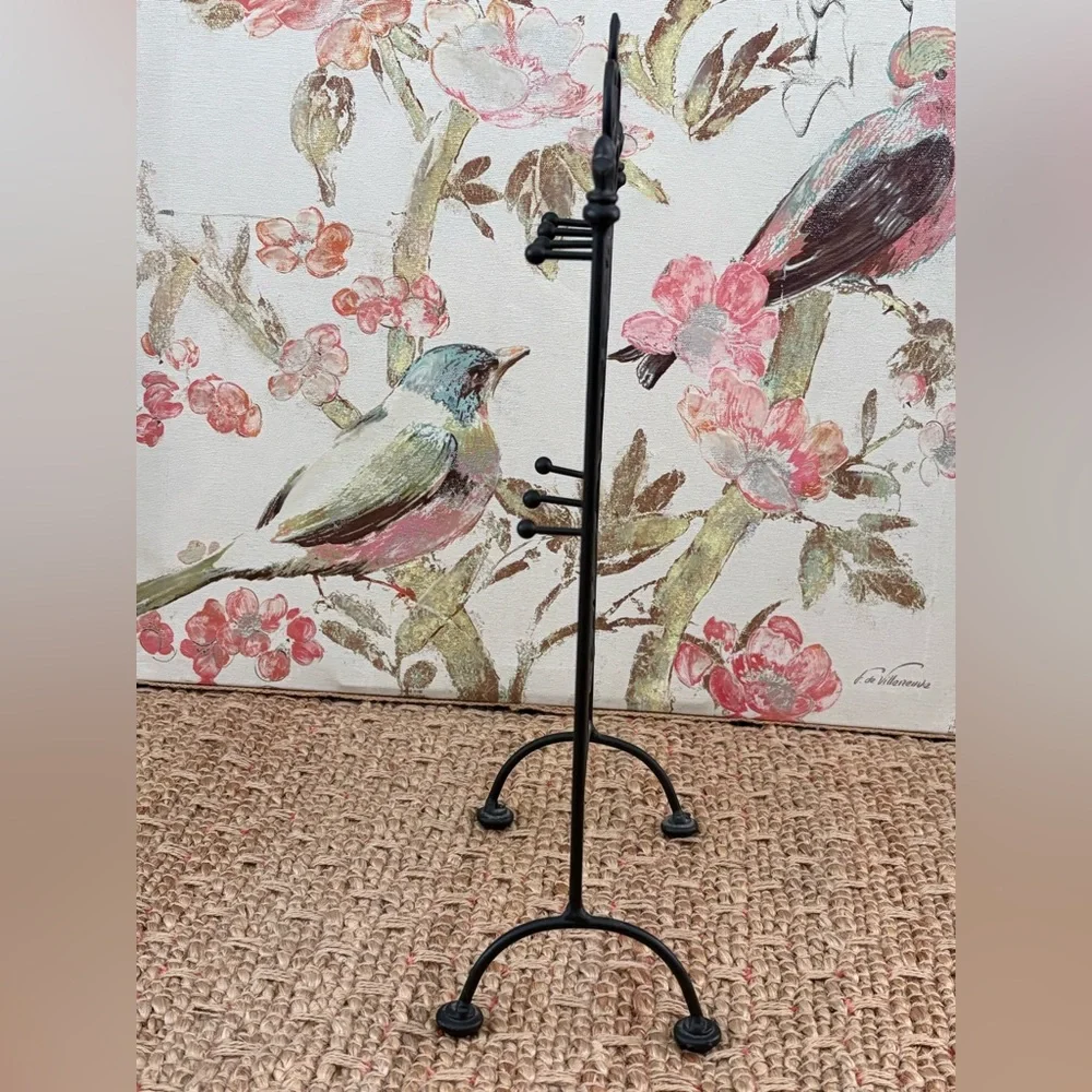 Elegant Black Metal Scrollwork Jewelry Stand
